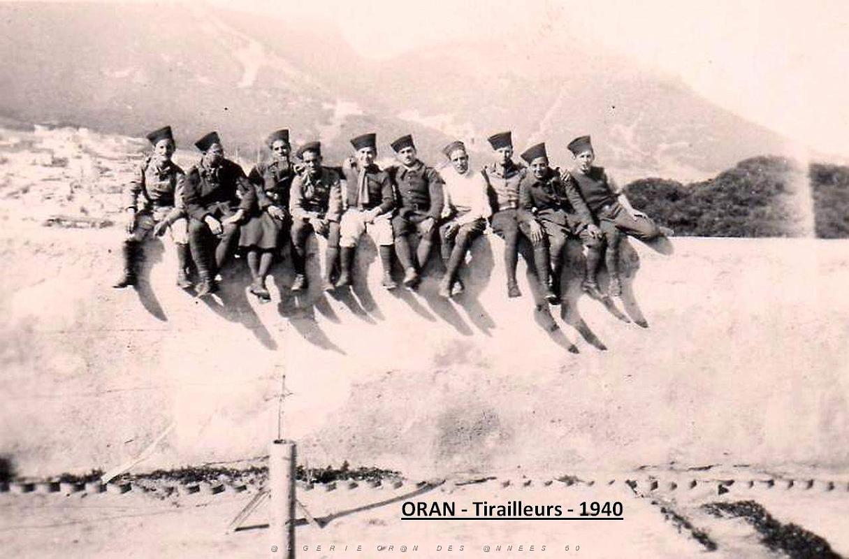 Oran- SDV- 6640-Tirailleurs Algeriens a Oran en 1940.jpg